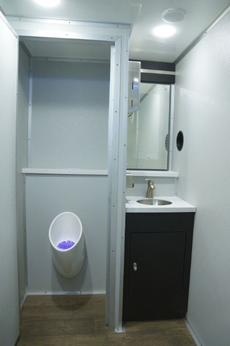 12-ft restroom trailer stall