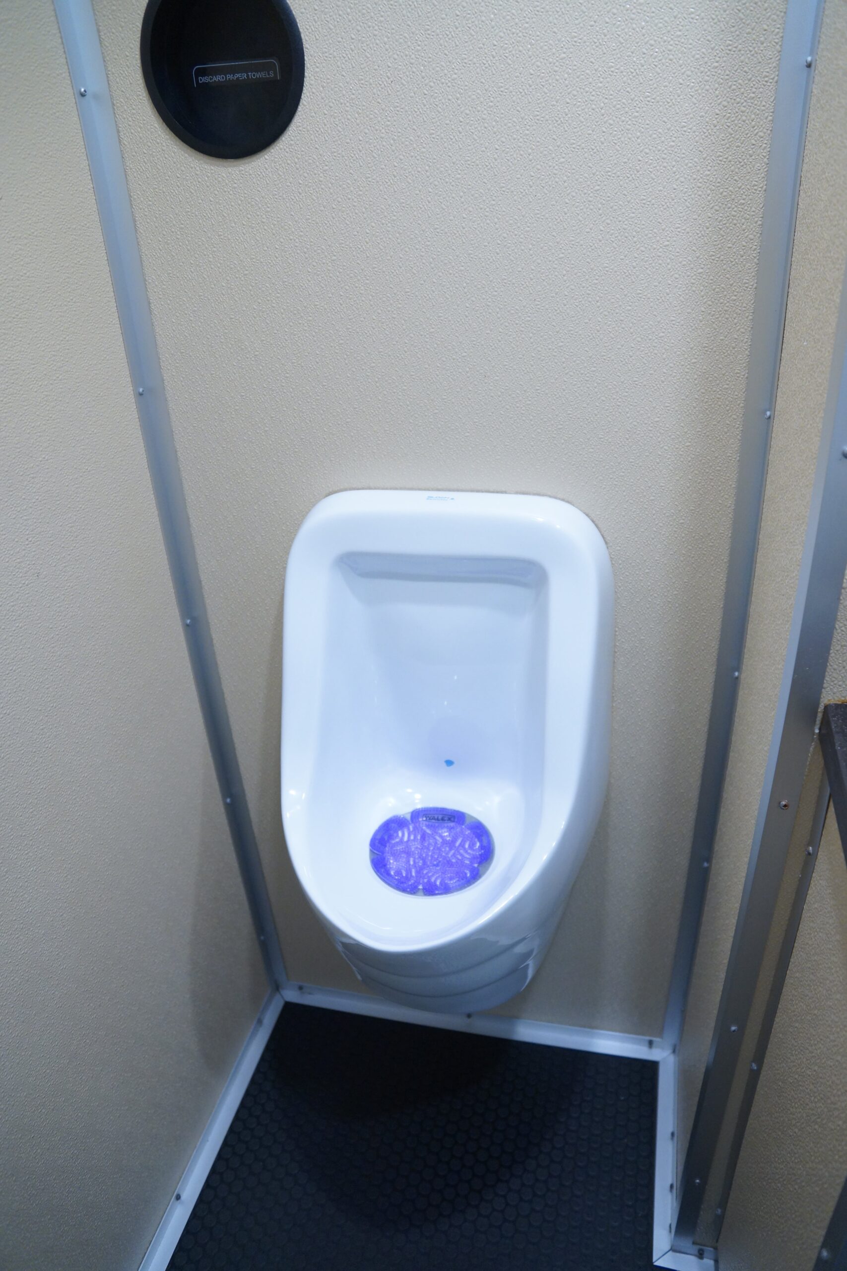 restroom trailer urinal